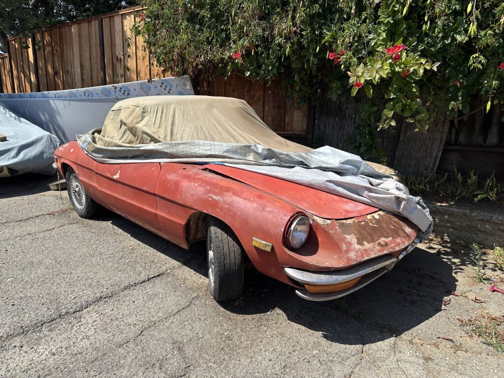 Rusted, vintage Alfa Romeo Spider