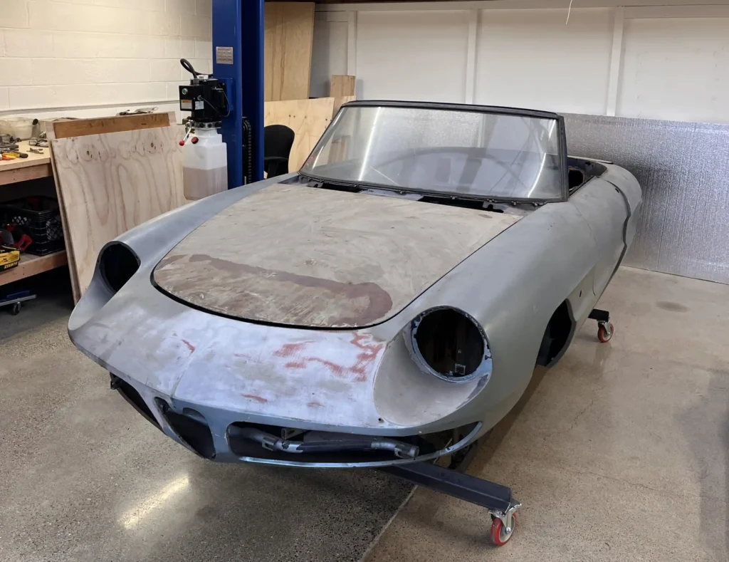Odette a vintage Alfa Romeo Spider Duetto stripped down
